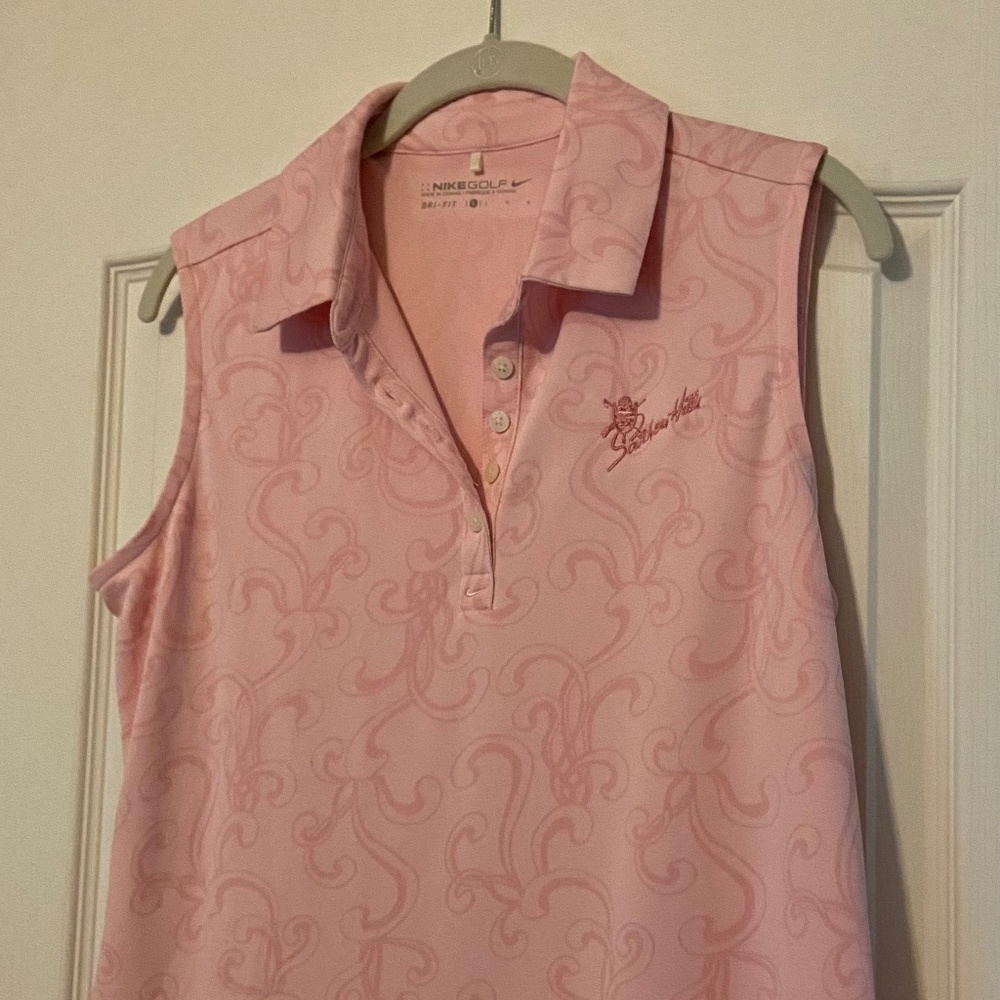 Women’s Nike Golf Sleeveless polo